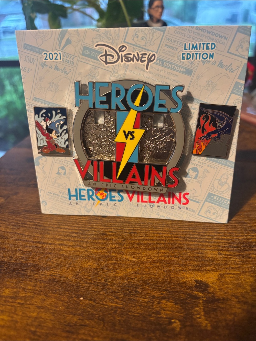 Disney Heroes vs Villains Pin Display - Blue/Red/Yellow/Black